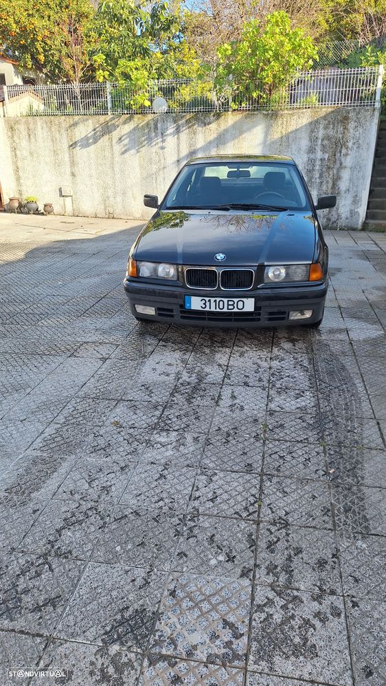 BMW 316 i Touring - 1