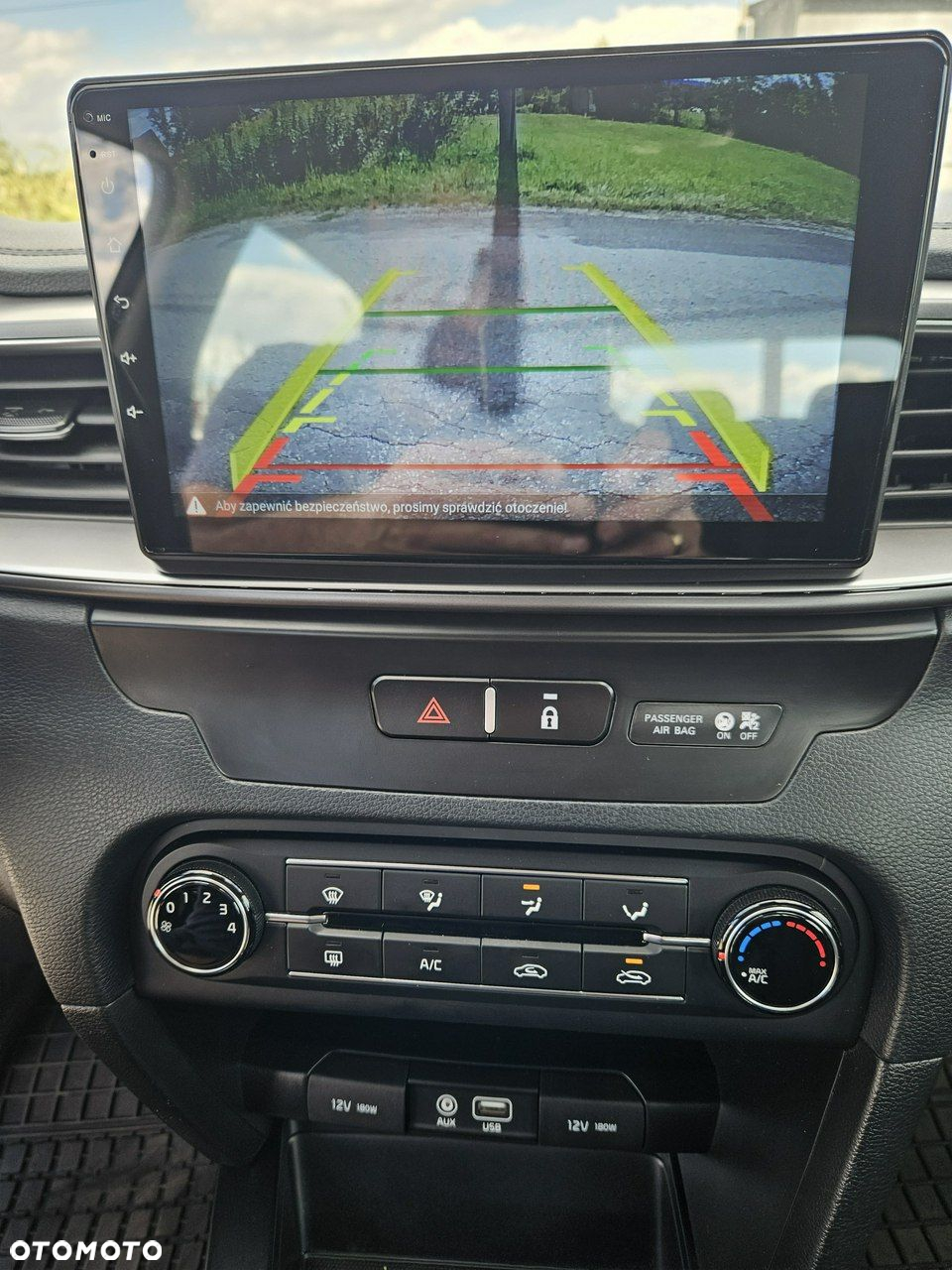 Kia Ceed - 8
