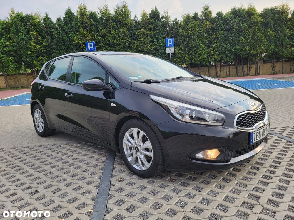 Kia Ceed 2013 photo 2