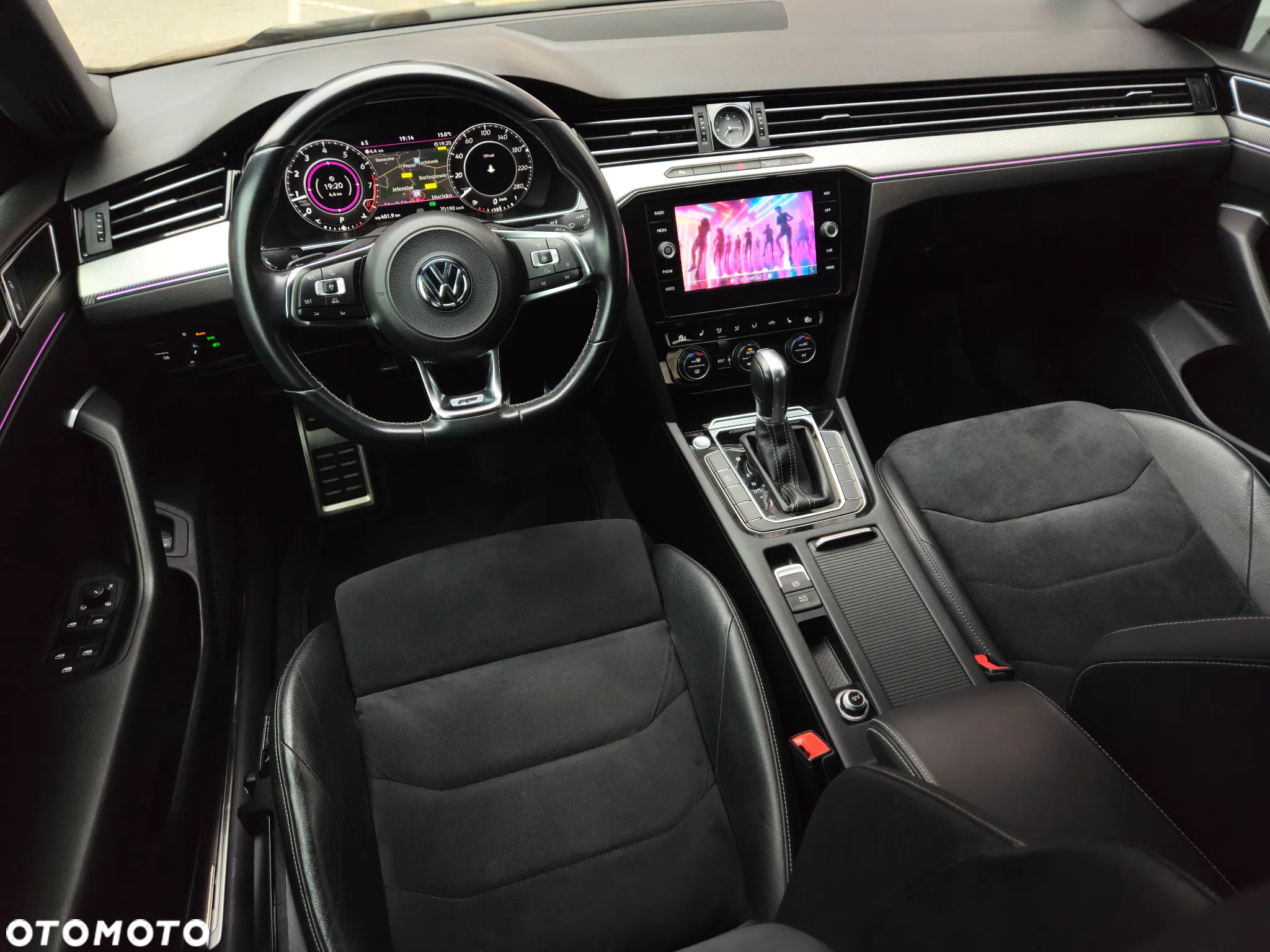 Volkswagen Arteon 2.0 TSI DSG R-Line Edition - 25