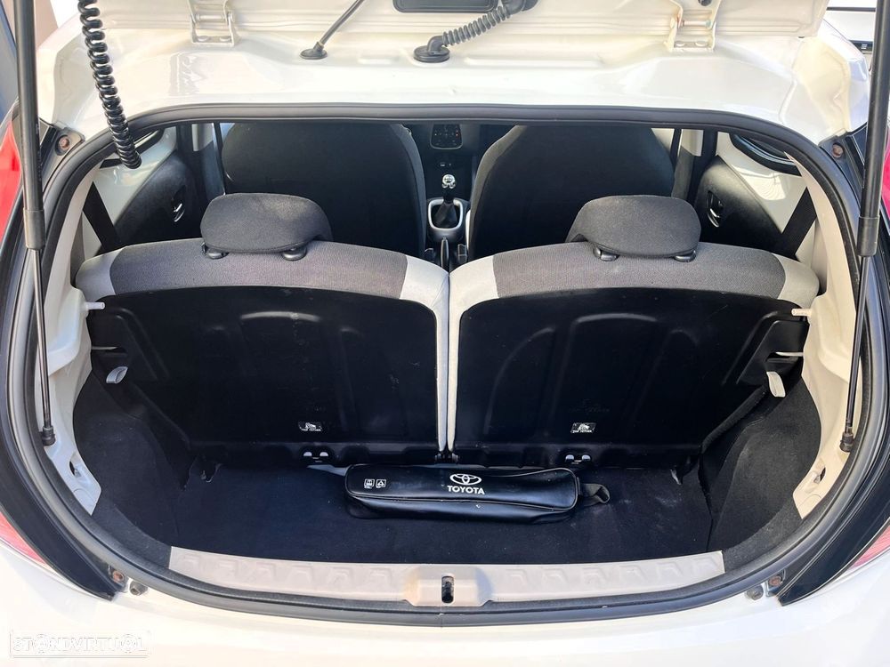 Toyota Aygo 1.0 X-Play+AC+X-Touch - 10