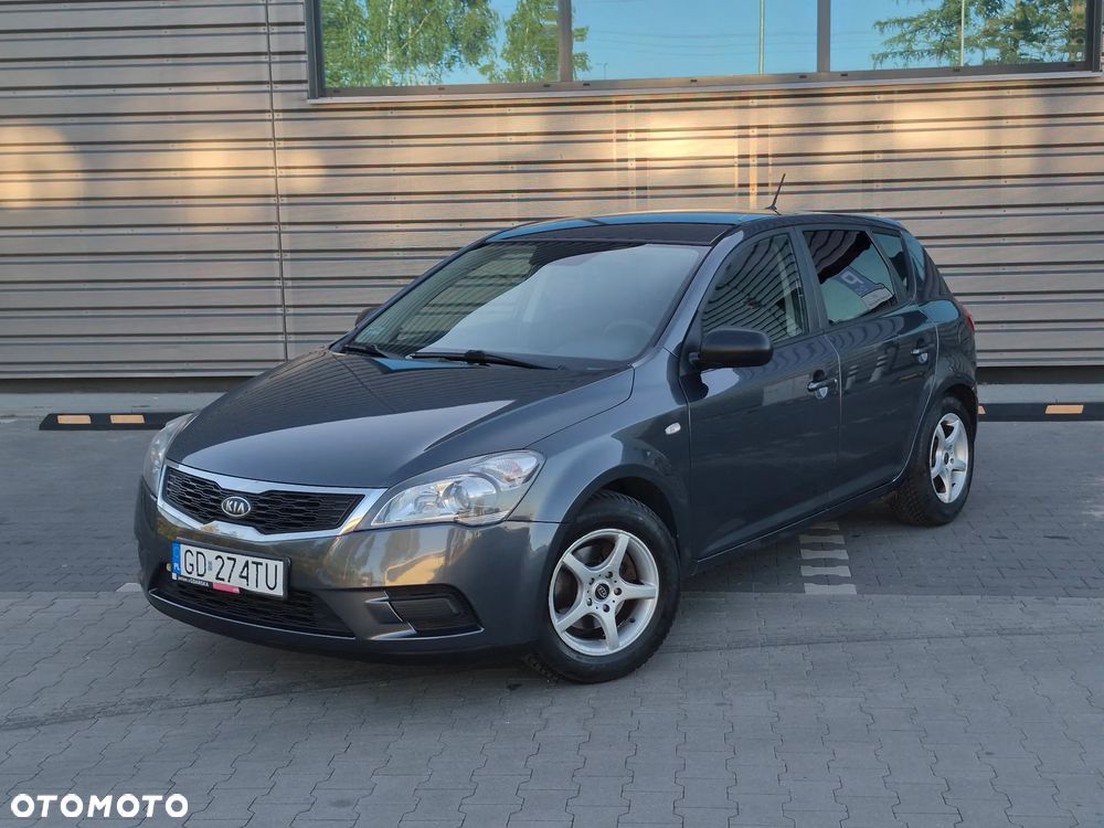Kia Ceed 1.4 CVVT Vision - 2