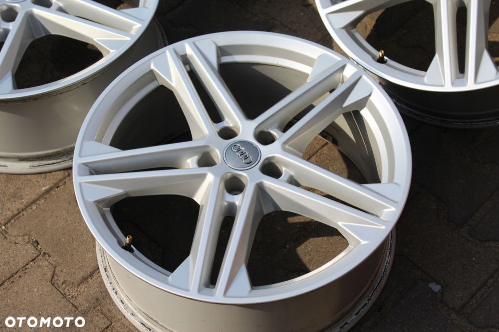 oryg audi q5 80a 20cali 5x112 et39 8j - 7