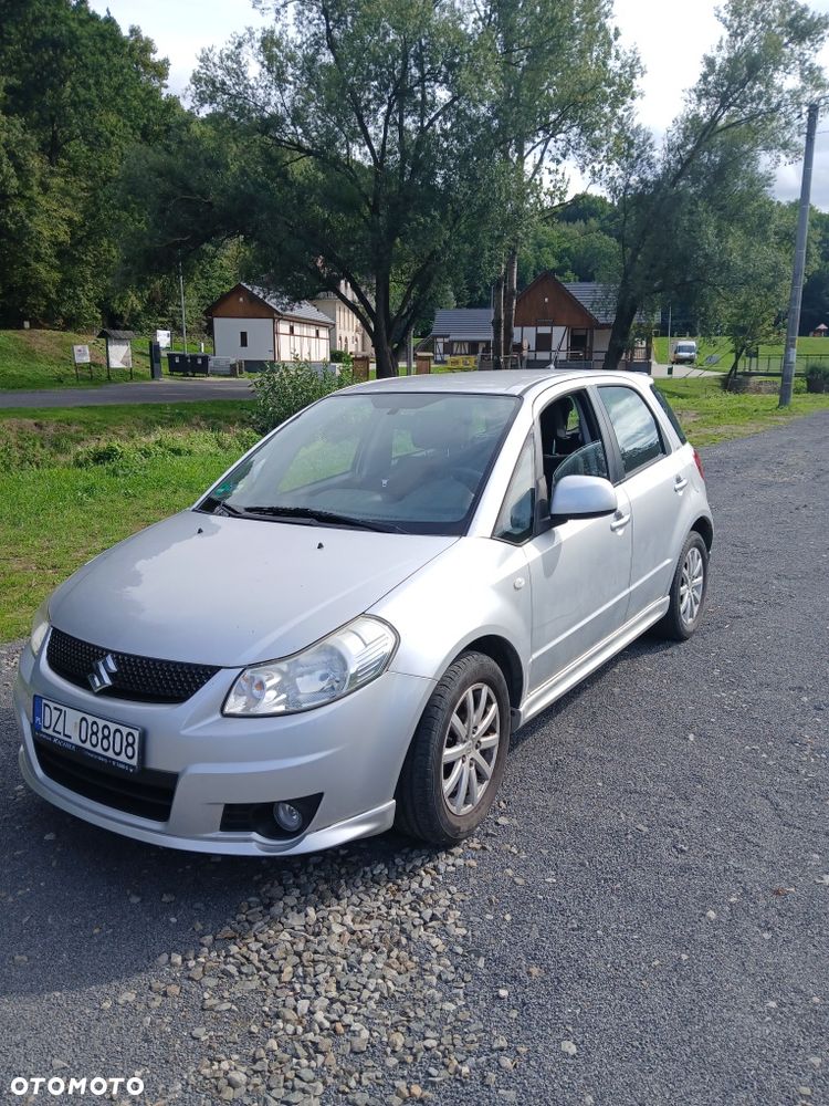 Suzuki SX4