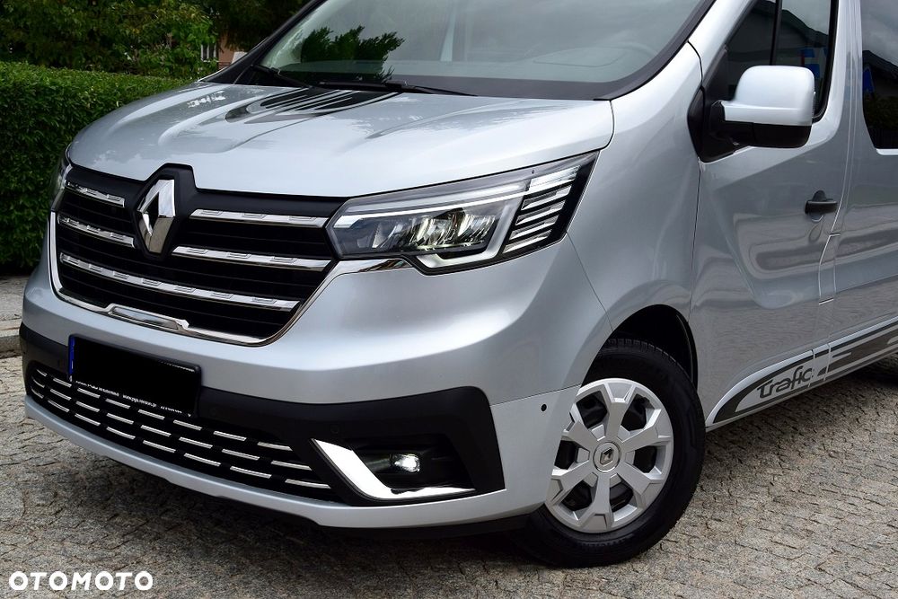 Renault Trafic - 23