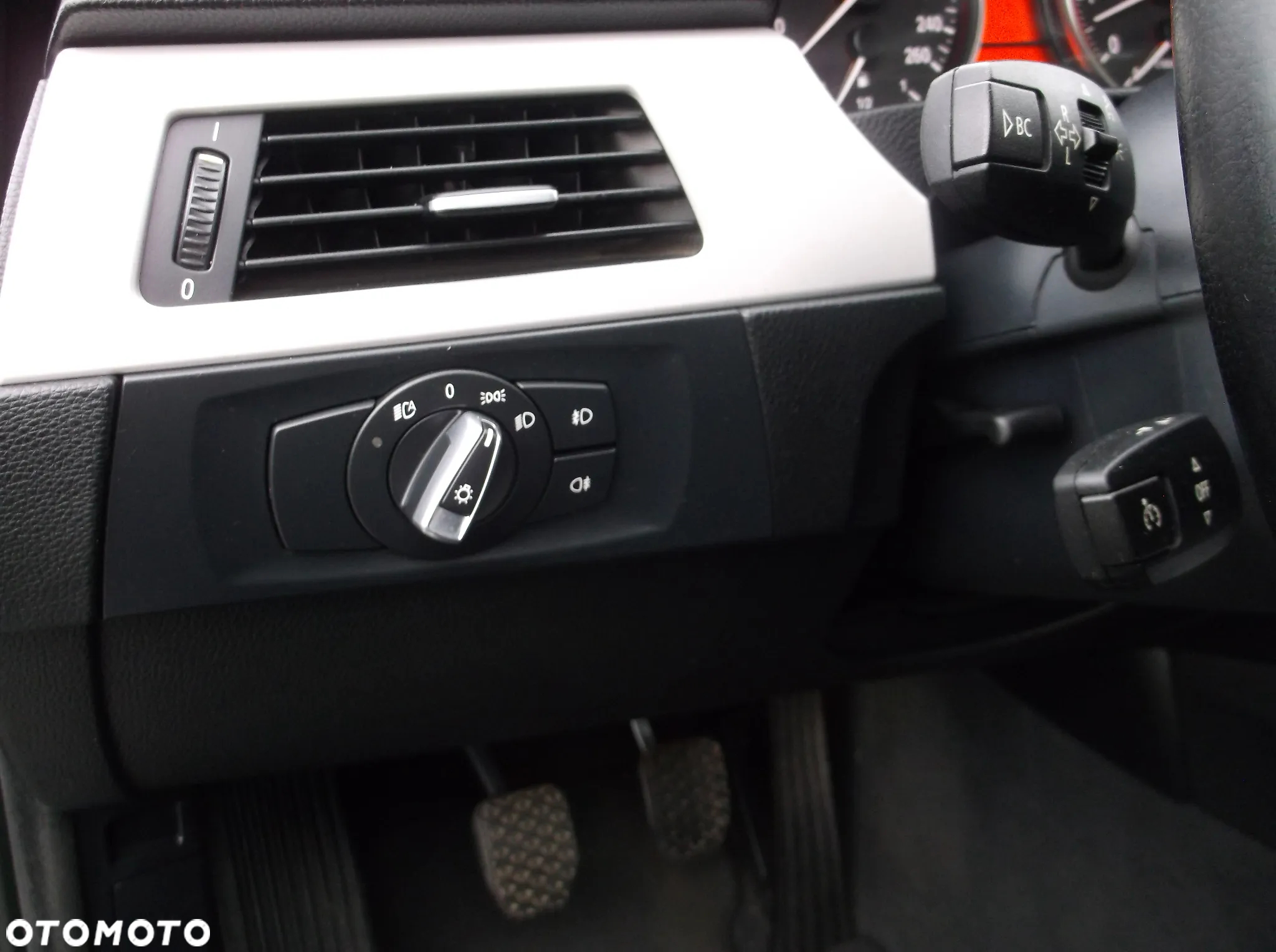 BMW Seria 3 325i Touring Edition Sport - 16