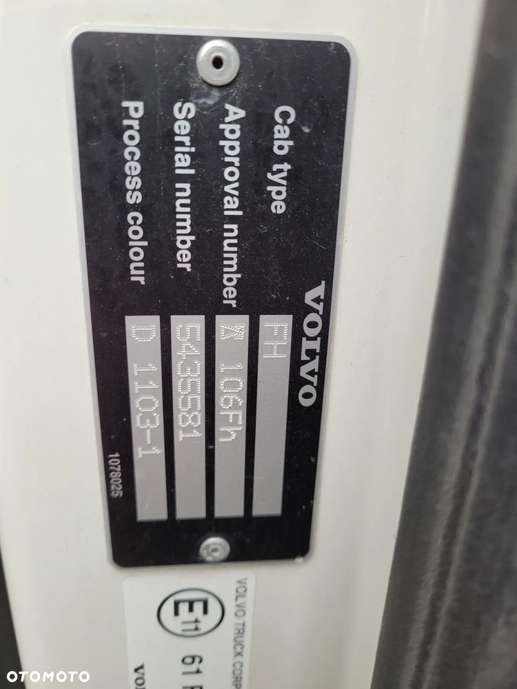 Kabina VOLVO Fh12 - 7