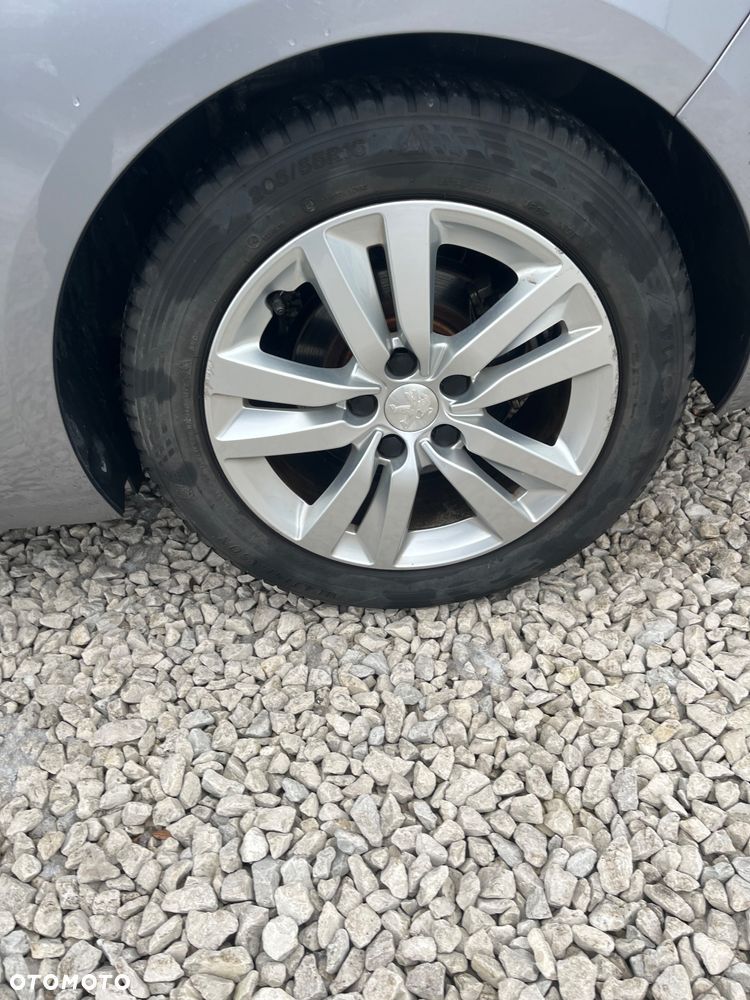 Peugeot 308 - 6