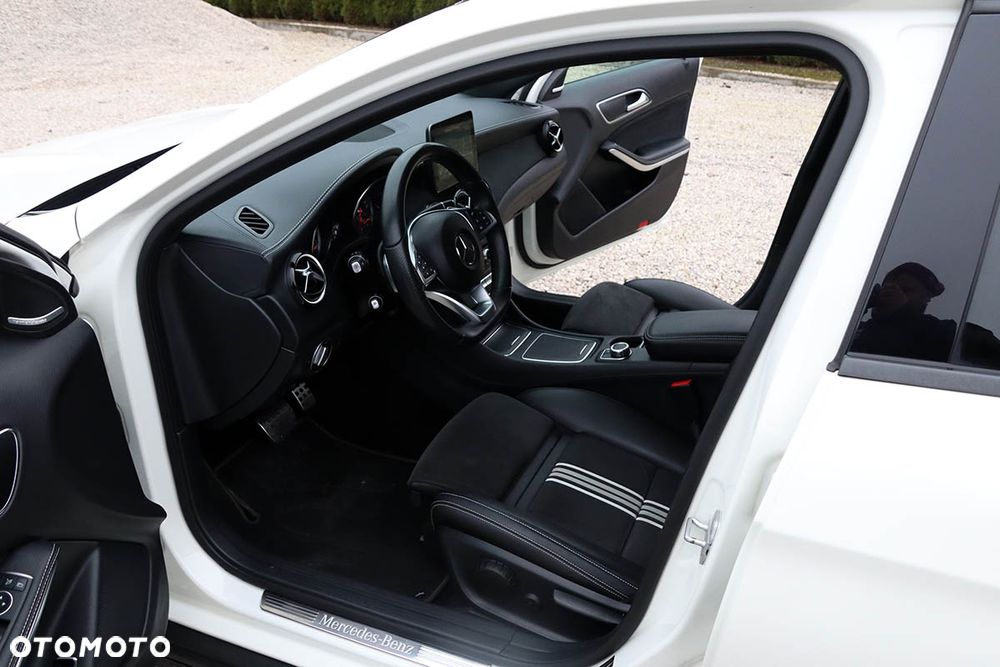 Mercedes-Benz GLA 250 7G-DCT Edition 1 - 22