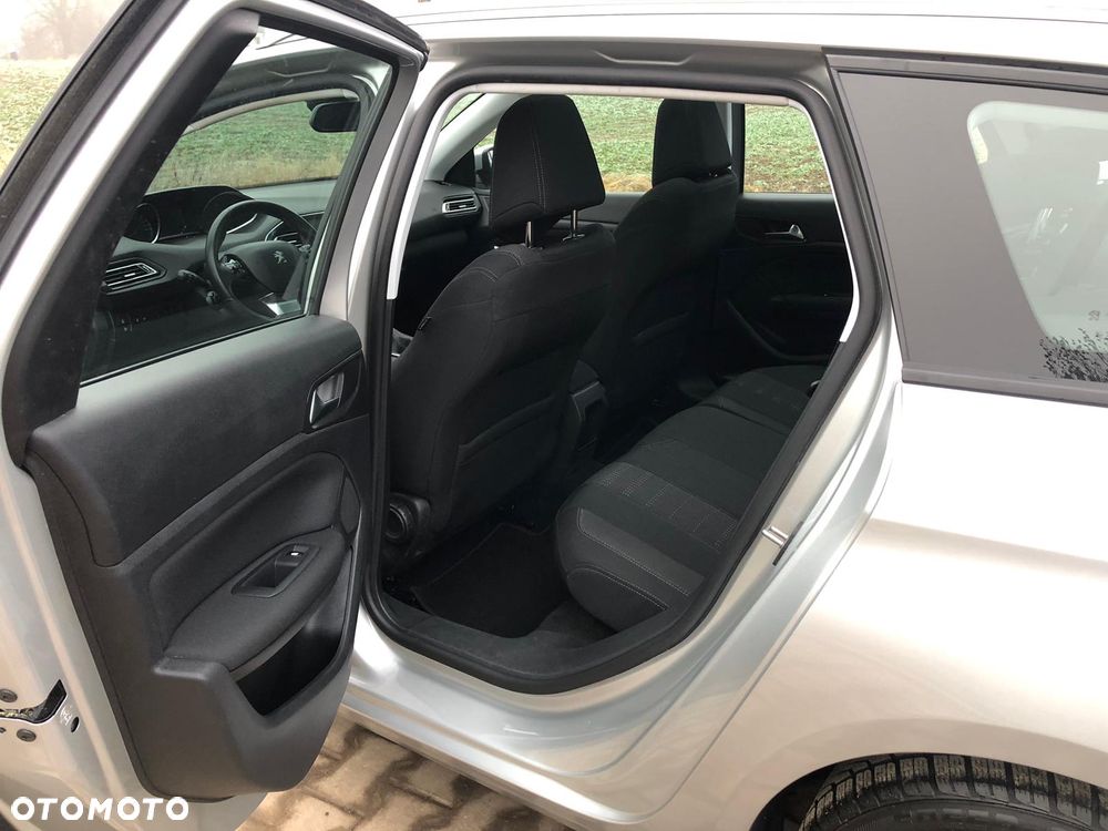 Peugeot 308 BlueHDi 120 Stop & Start Winter Edition - 12