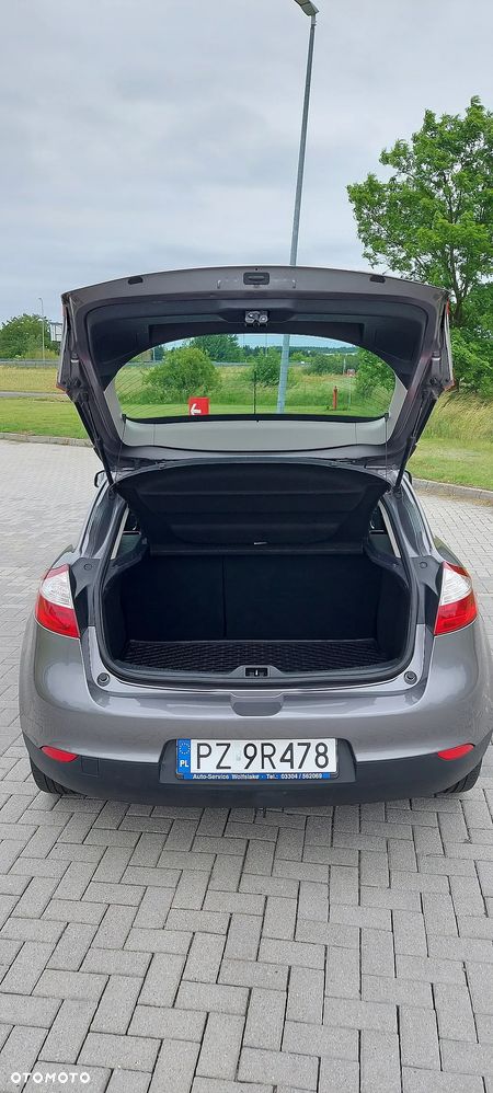 Renault Megane 1.6 16V Limited - 17