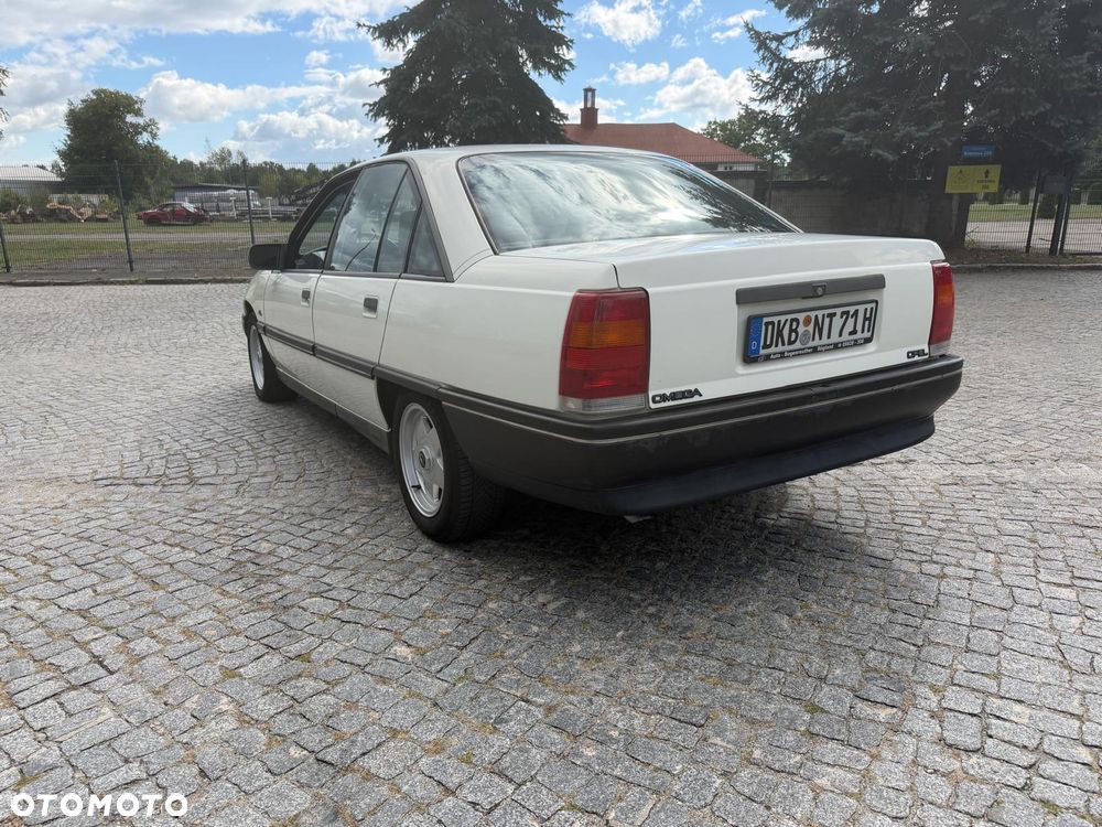 Opel Omega - 5