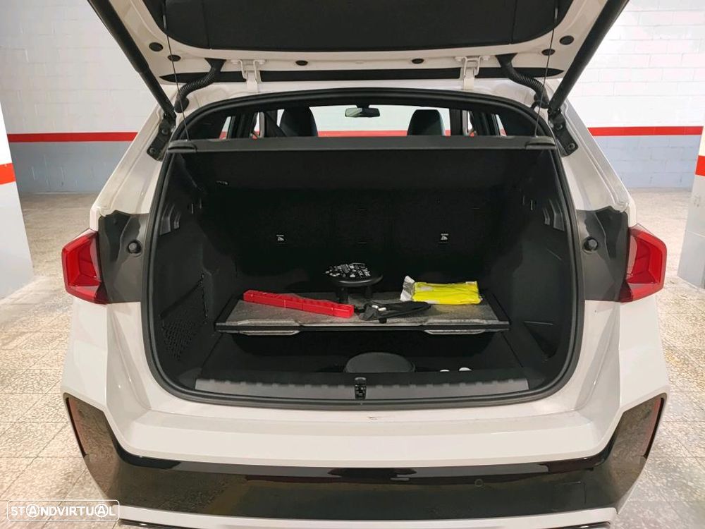 BMW X1 sDrive18d Pack Desportivo M - 9