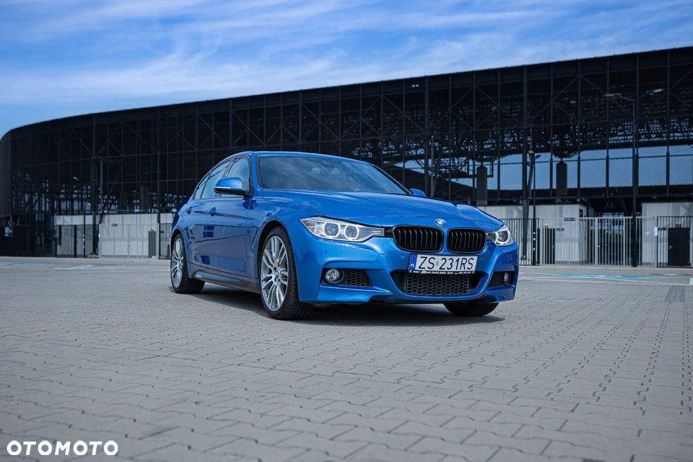 BMW Seria 3 335i - 1
