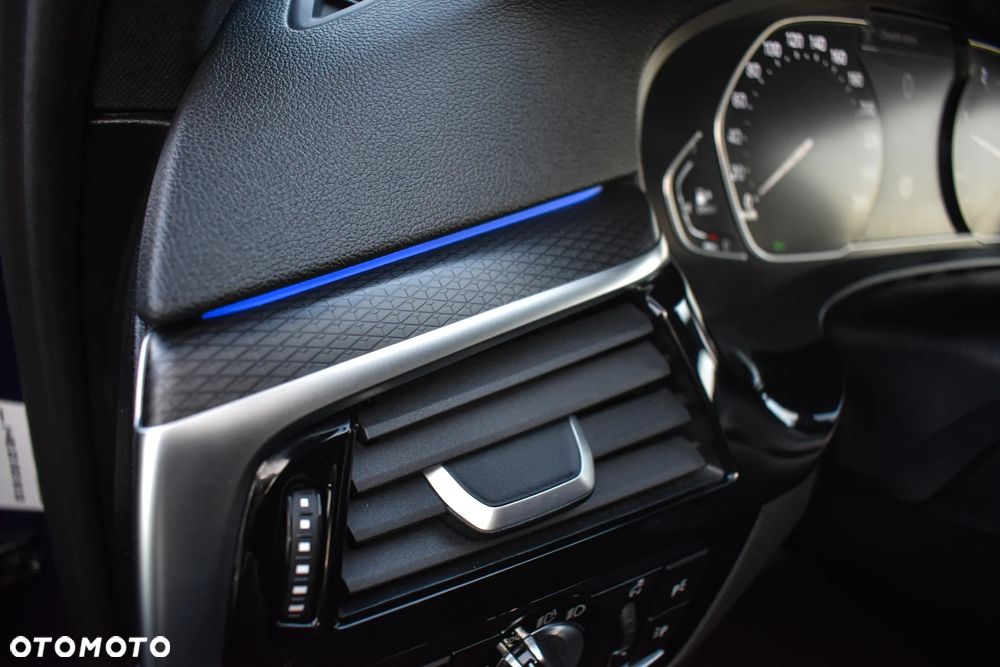 BMW Seria 5 520d M Sport sport - 15