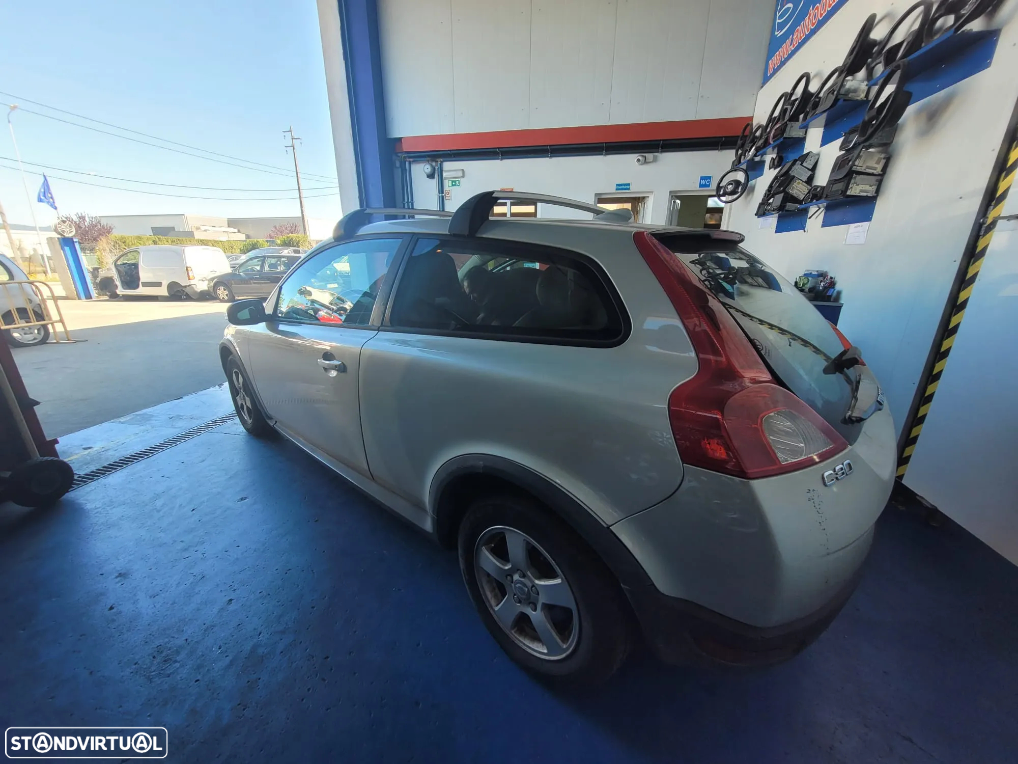 Volvo C30 1.6D de 2006 ás peças - 3
