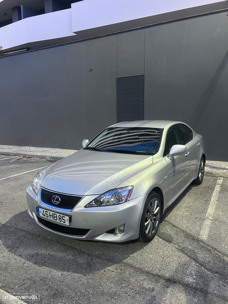 Lexus IS 220 d Base 11 - 1