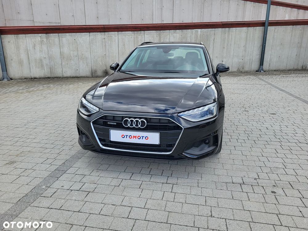 Audi A4 Avant 40 TDI quattro S tronic - 4