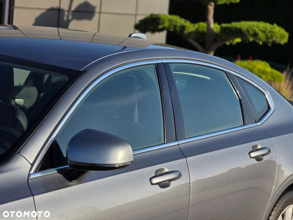 Volvo S90 D4 SCR Momentum Pro - 36