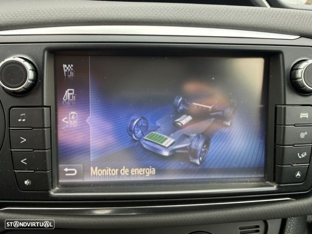 Toyota Yaris 1.5 HSD Comfort +P.Style+Navi - 2