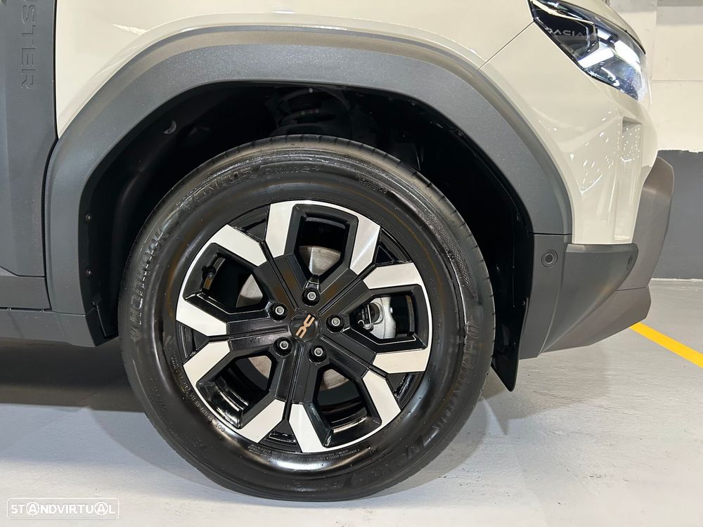 Dacia Duster 1.6 Hybrid Extreme - 11