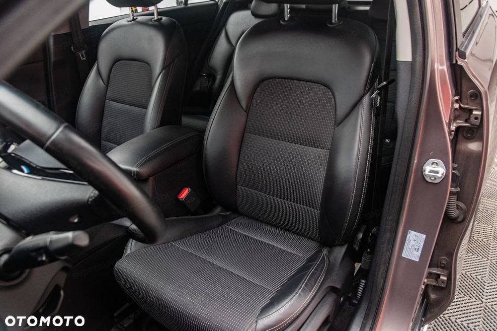 Kia Sportage - 32