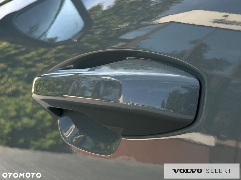 Volvo XC 40 - 30