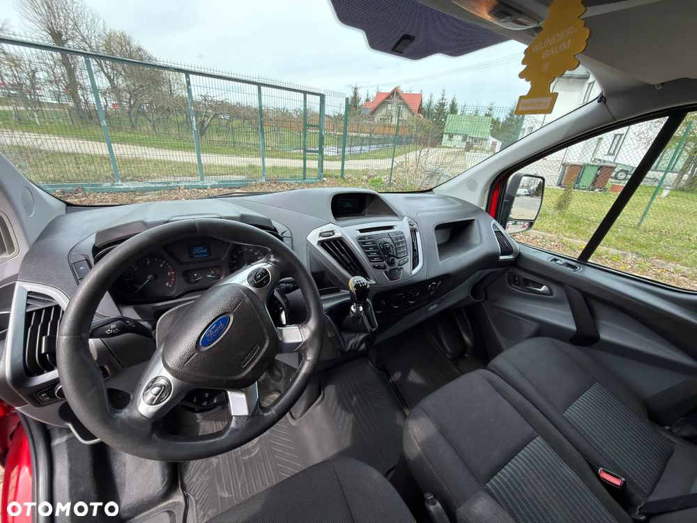 Ford TRANSIT CUSTOM - 12