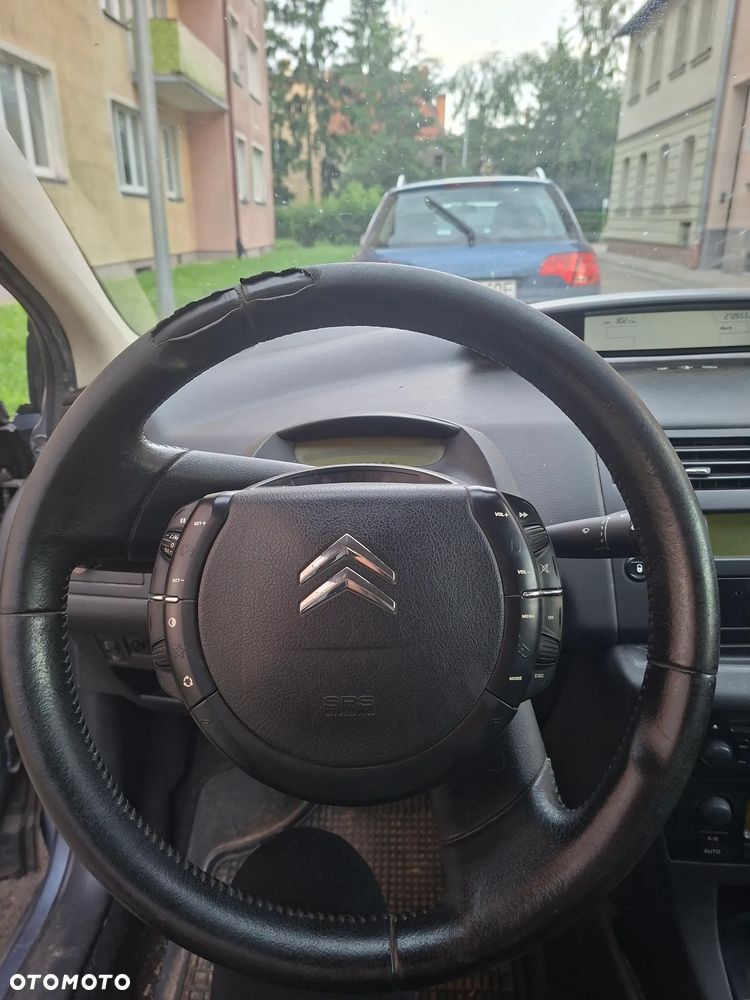 Citroën C4 1.6 16V Magic - 9