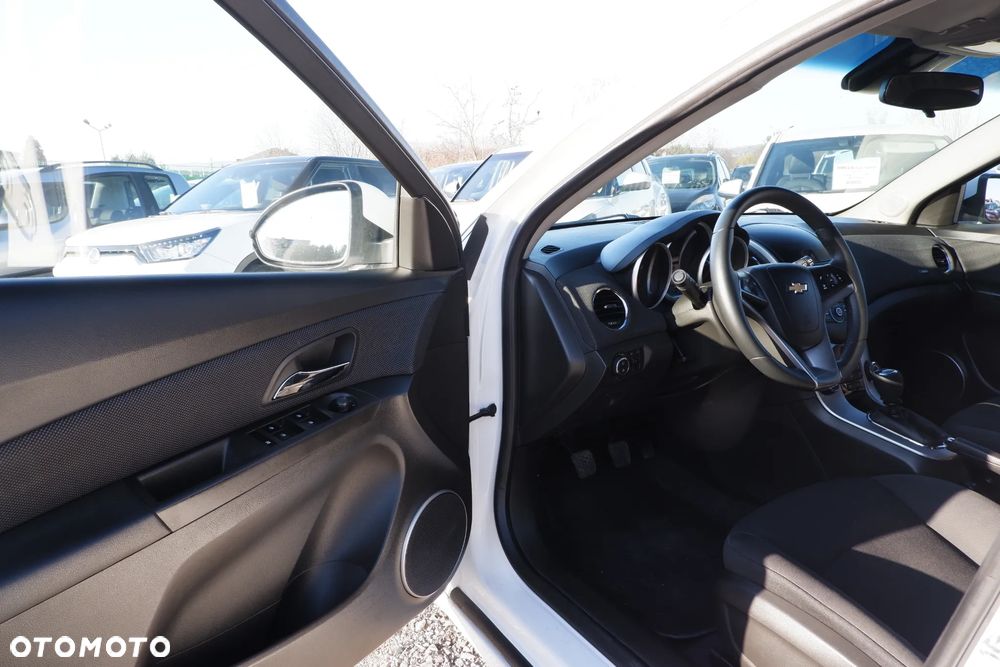 Chevrolet Cruze 1.7TD LT+ - 25