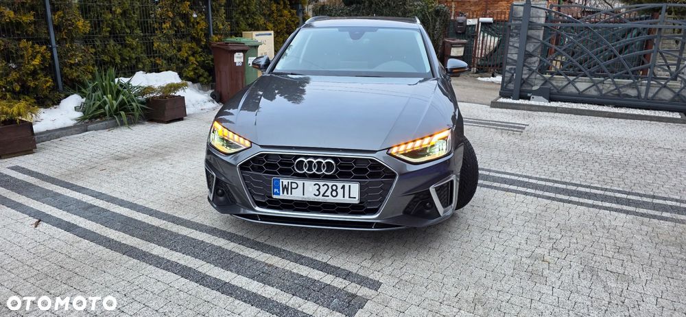 Audi A4 Avant 35 TDI S tronic - 12