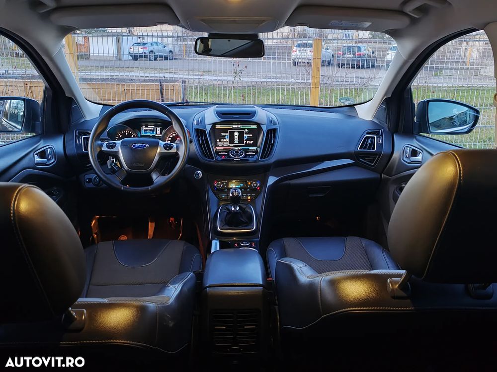 Ford Kuga 2.0 TDCi 4x4 Individual - 10