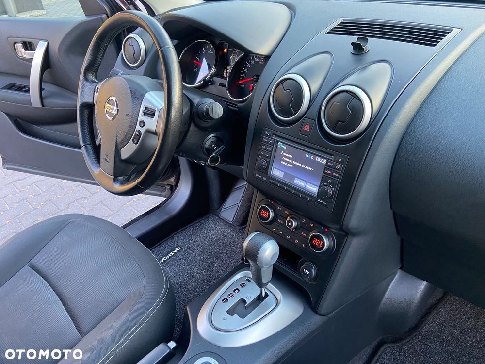 Nissan Qashqai 2.0 dCi 4x4 Tekna - 14