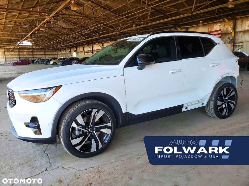 Volvo XC 40 - 1