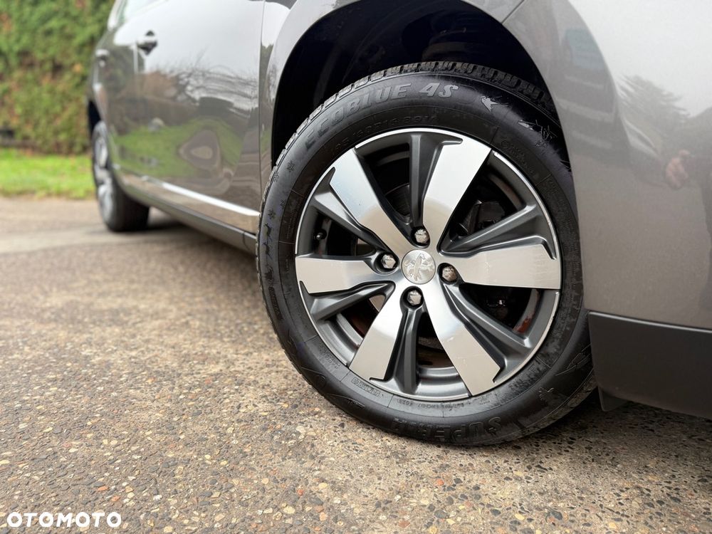 Peugeot 2008 1.6 VTi Allure - 12