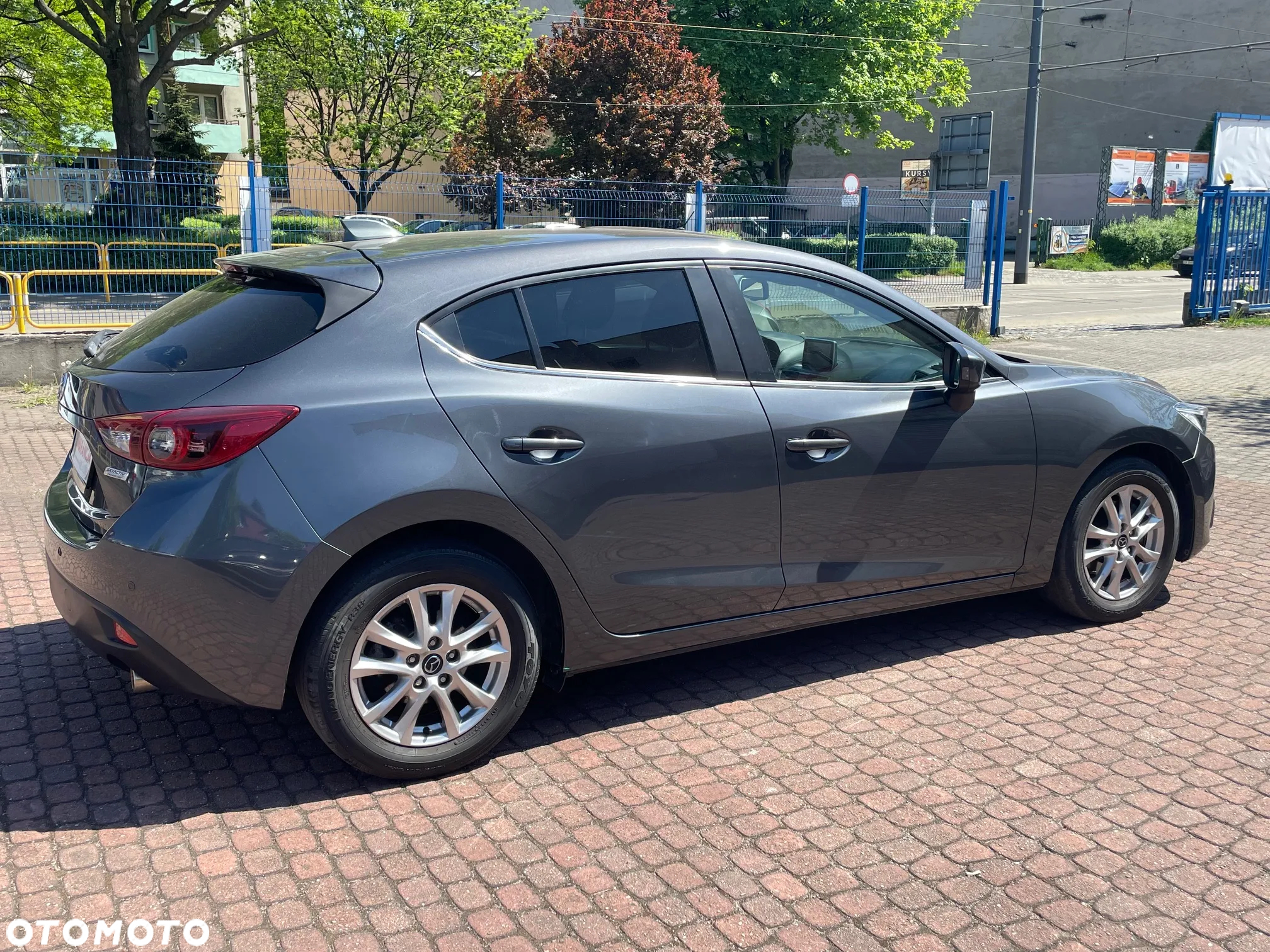 Mazda 3 SKYACTIV-G 120 KIZOKU - 8