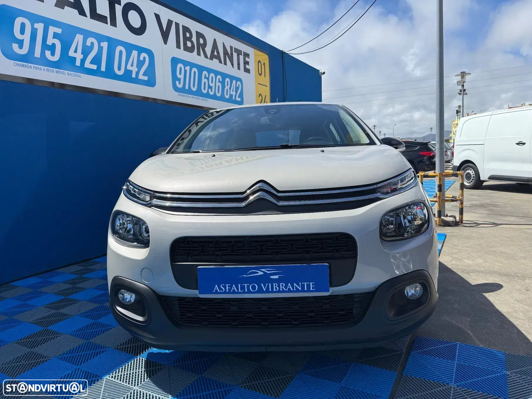 Citroën C3 1.2 PureTech Feel - 2