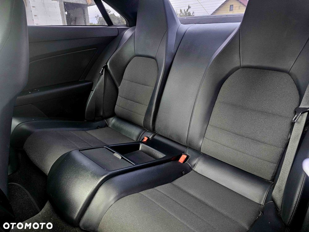 Mercedes-Benz Klasa E 250 BlueEFFICIENCY 7G-TRONIC Avantgarde - 19