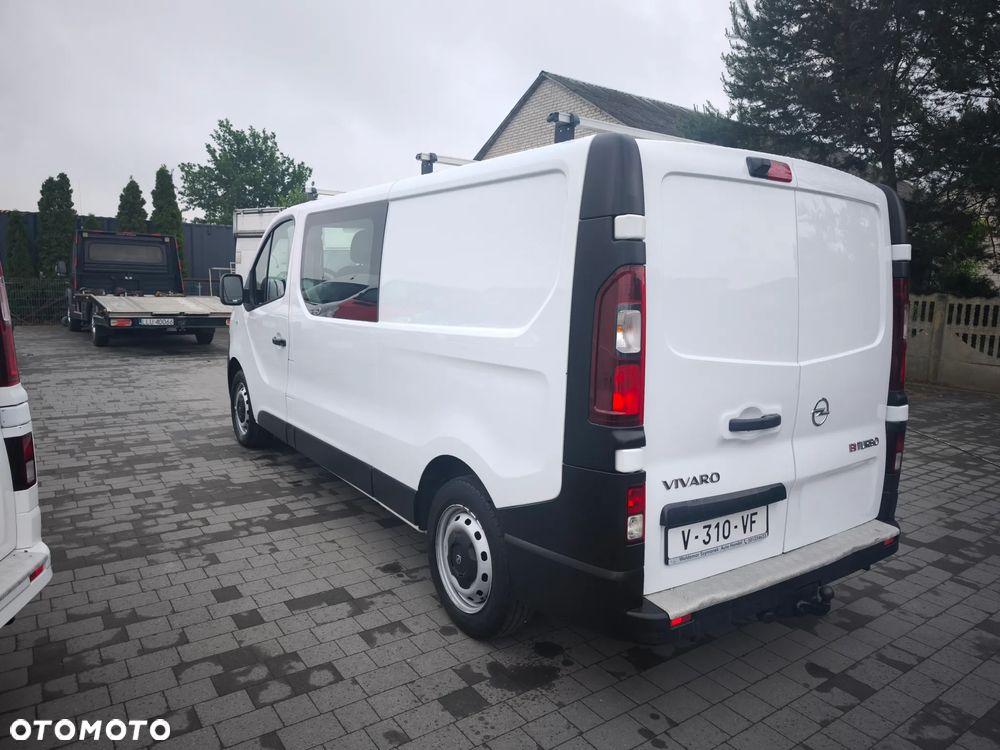 Opel Vivaro - 12