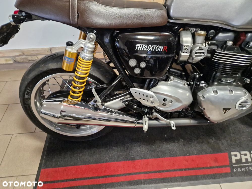 Triumph Thruxton - 26