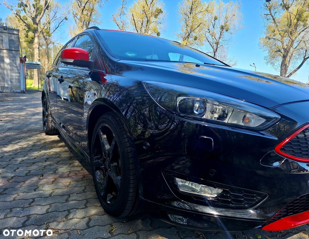 Ford Focus 1.5 EcoBoost STart-Stopp-System ST-LINE - 9