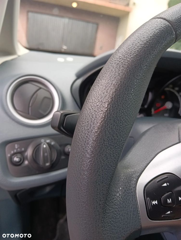 Ford Fiesta 1.25 Trend EU5 - 27