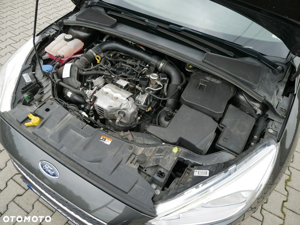 Ford Focus Turnier 1.0 EcoBoost Start-Stopp-System ACTIVE DESIGN - 38