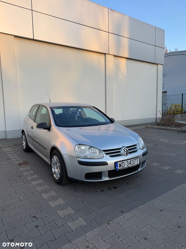 Volkswagen Golf 1.9 TDI Comfortline DSG - 1