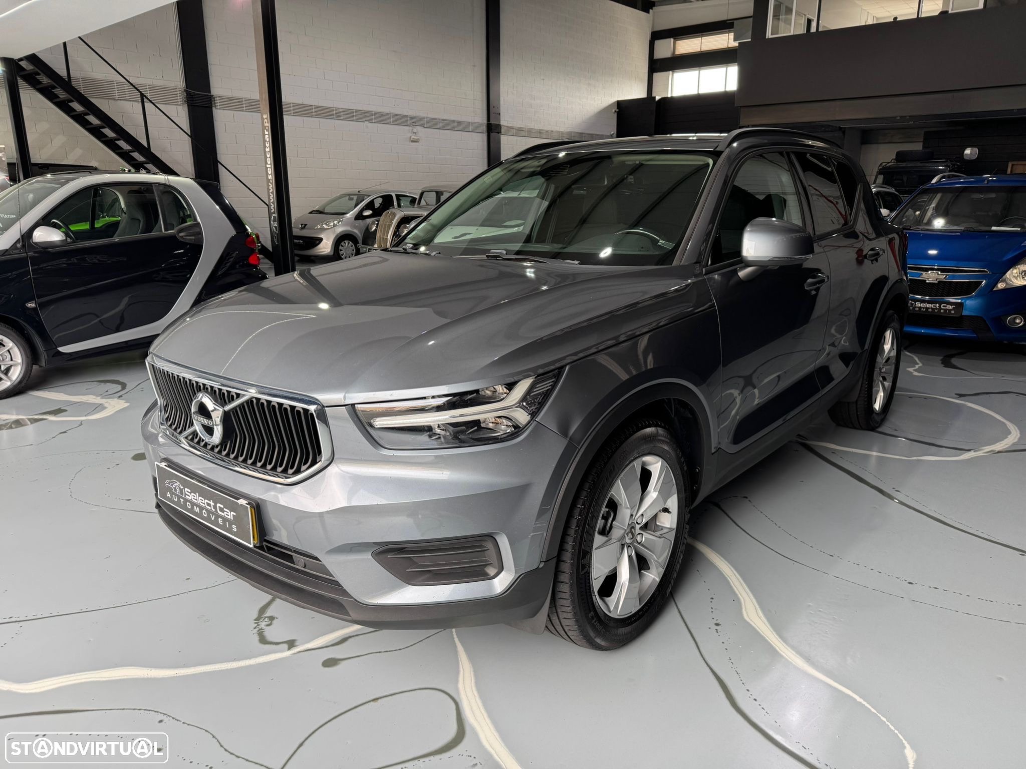 Volvo XC 40 2.0 D3 Momentum Plus Geartronic - 3