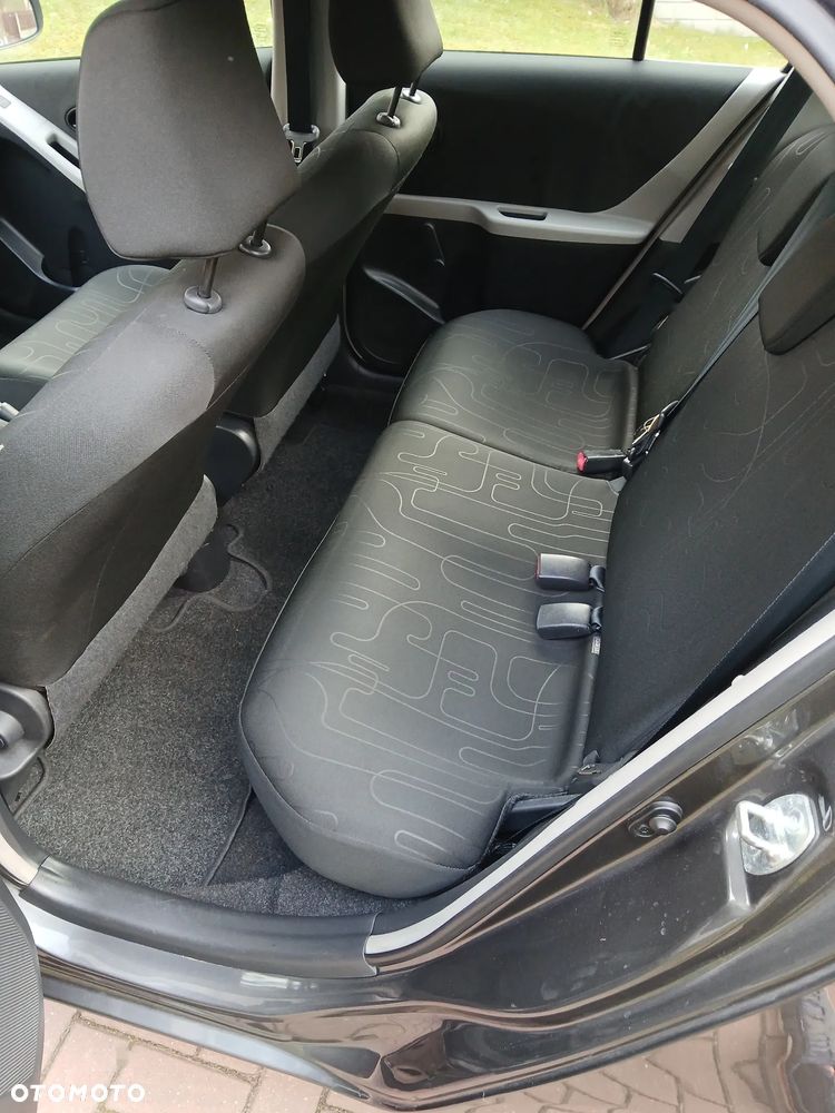 Toyota Yaris 1.33 VVT-i Life - 14