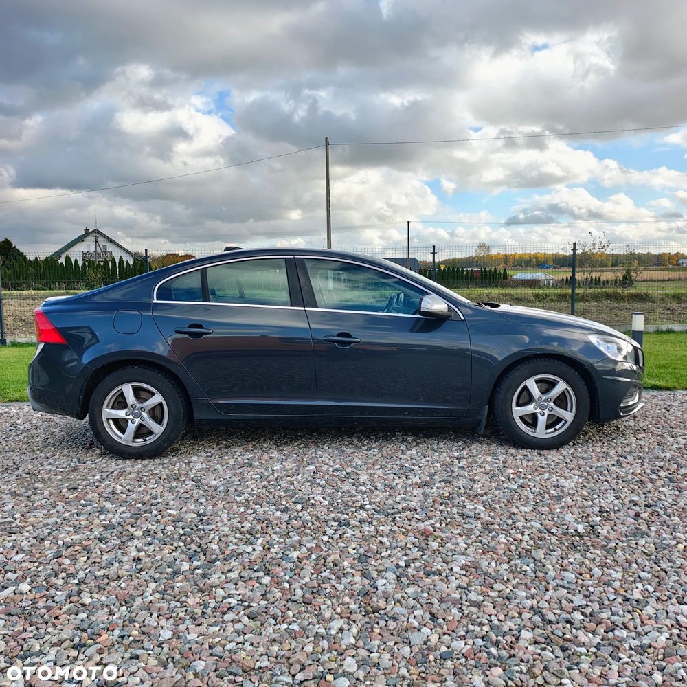 Volvo S60 D4 R-Design - 7