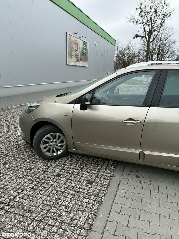 Renault Scenic 1.5 dCi Limited - 15