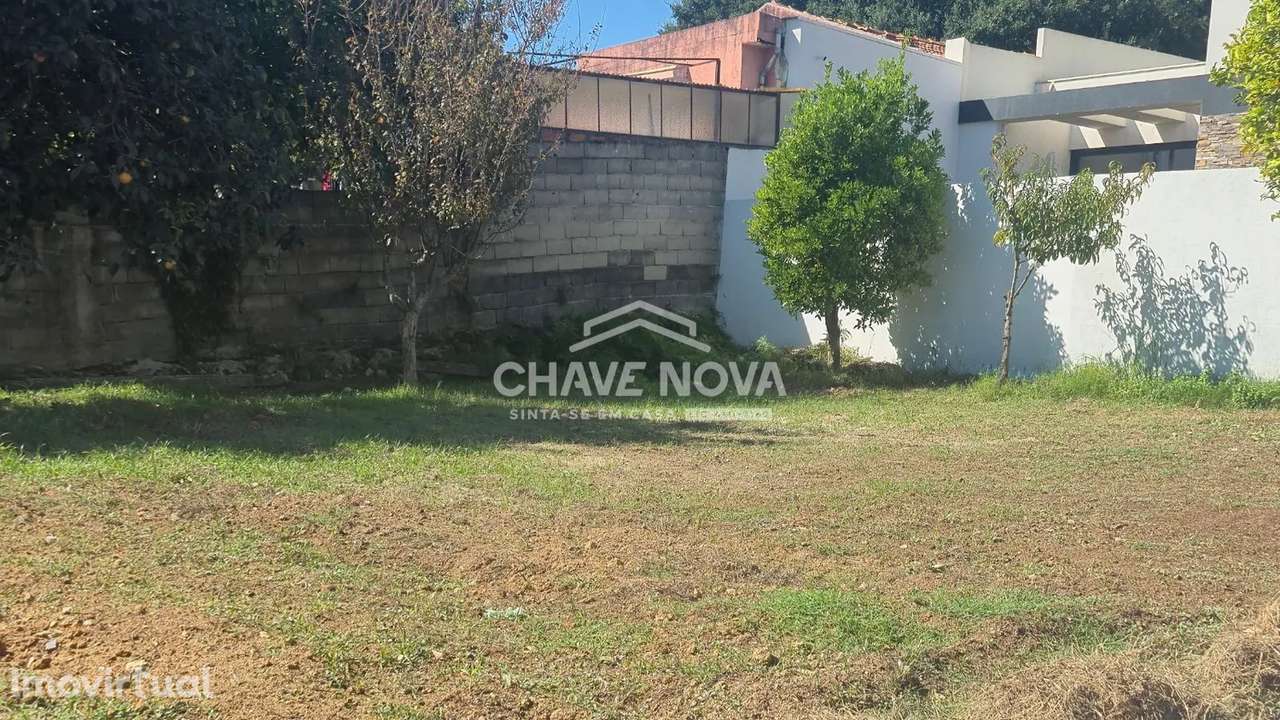 Terreno para construção de moradia individual - Grande imagem: 2/4