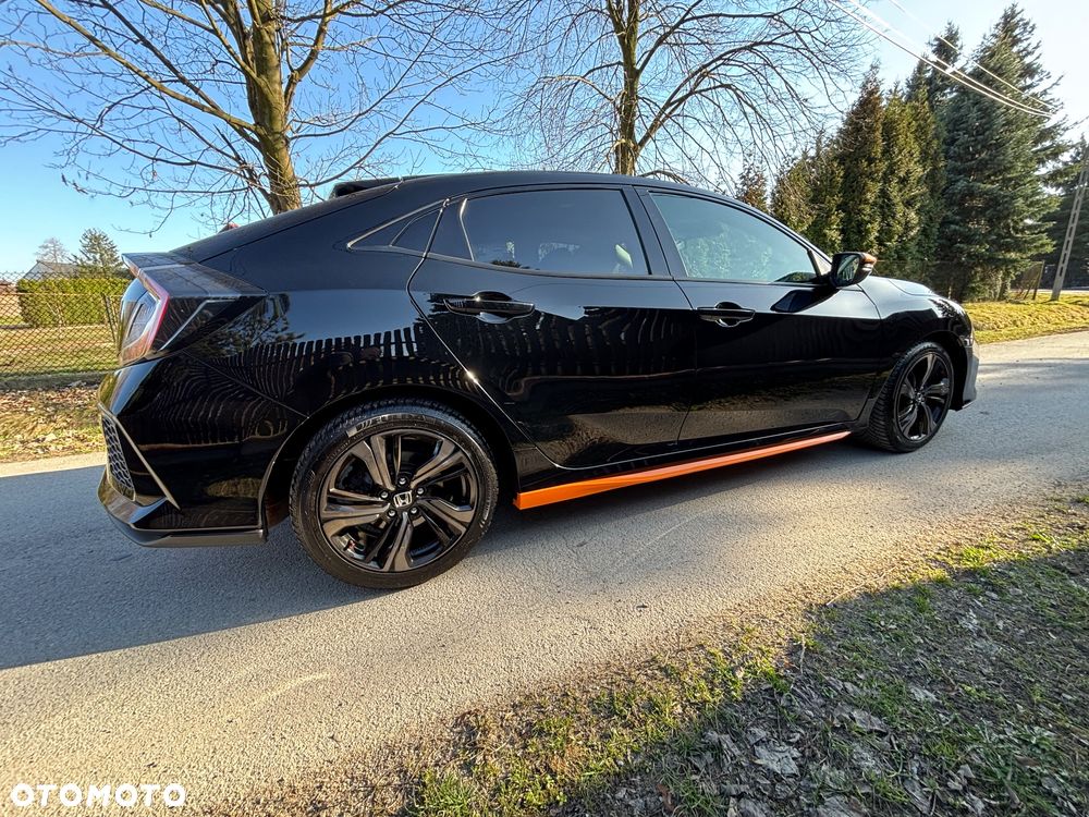 Honda Civic 1.0 i-VTEC Turbo Comfort Sport Line - 8